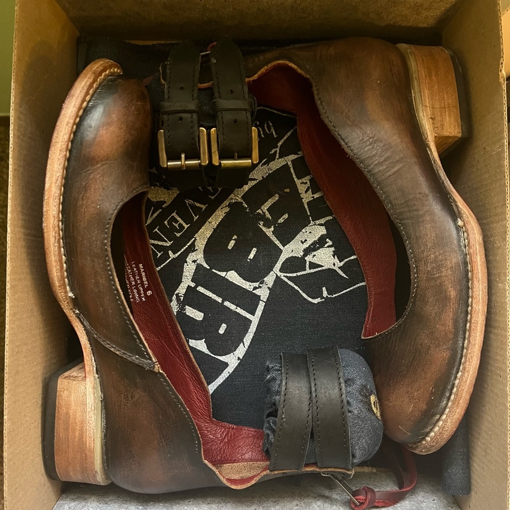 DO NOT BUY LILYLOWSKY PURCHASE